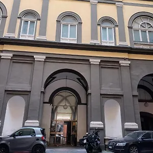 Casa Medina , Napoli Italia